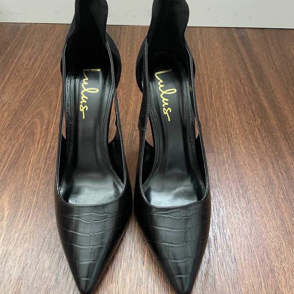 Lulus Vanna Black Crocodile Pointed-Toe Pumps